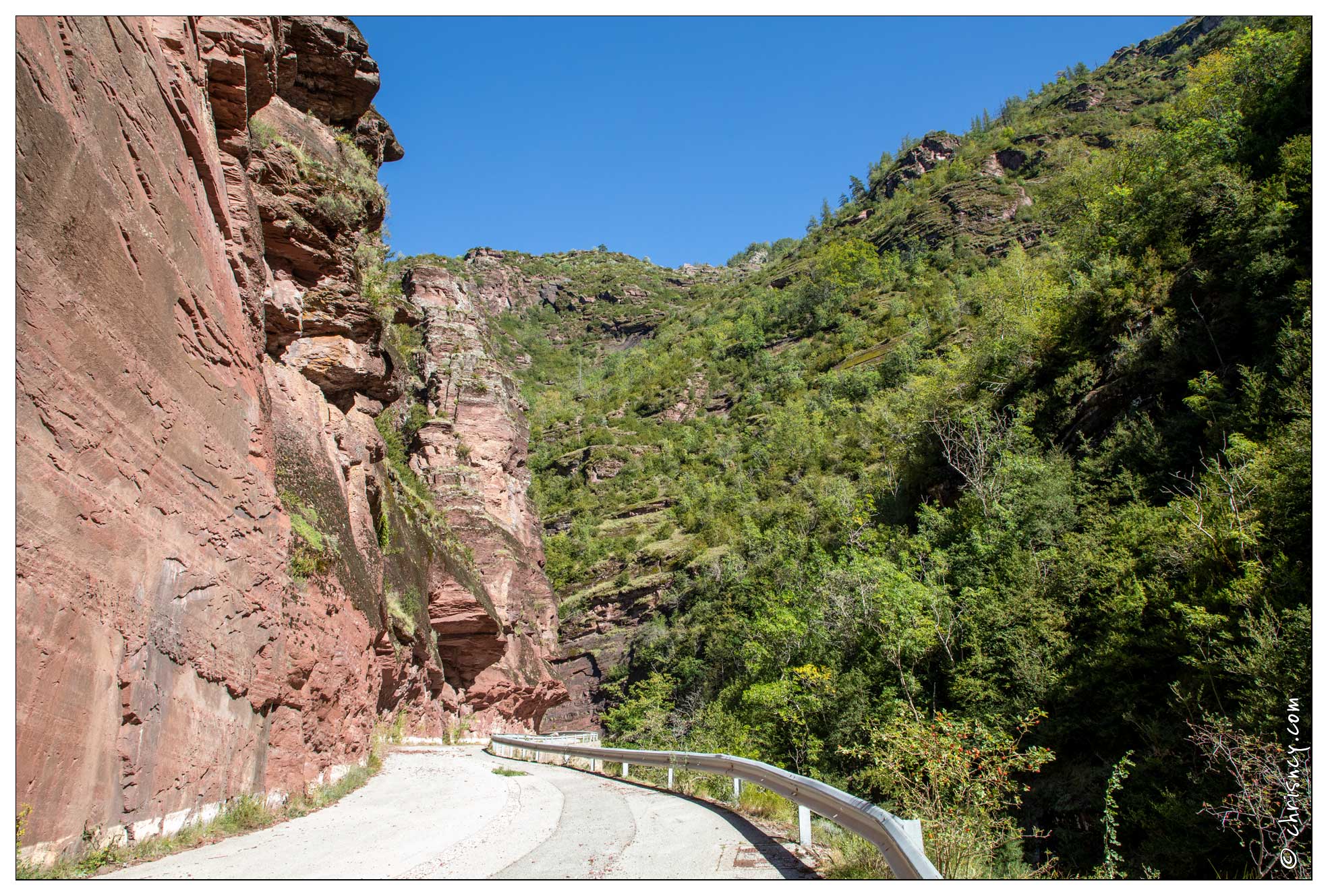 20200925-81_3808-Gorges_du_Cians_Tunnel_des_eguilles.jpg