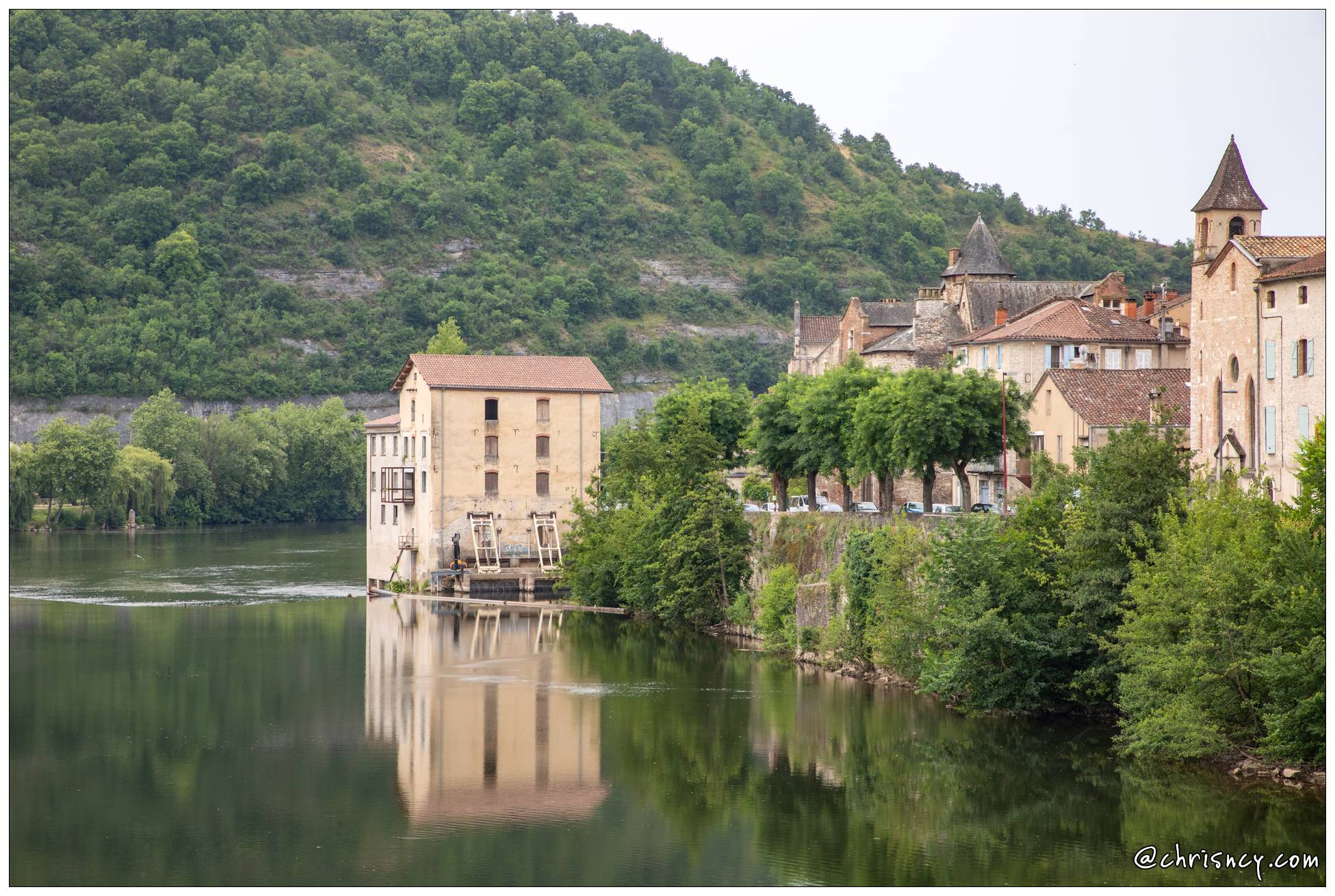 20210617-09_8021-Cahors_depuis_le_Pont_Cabessut.jpg