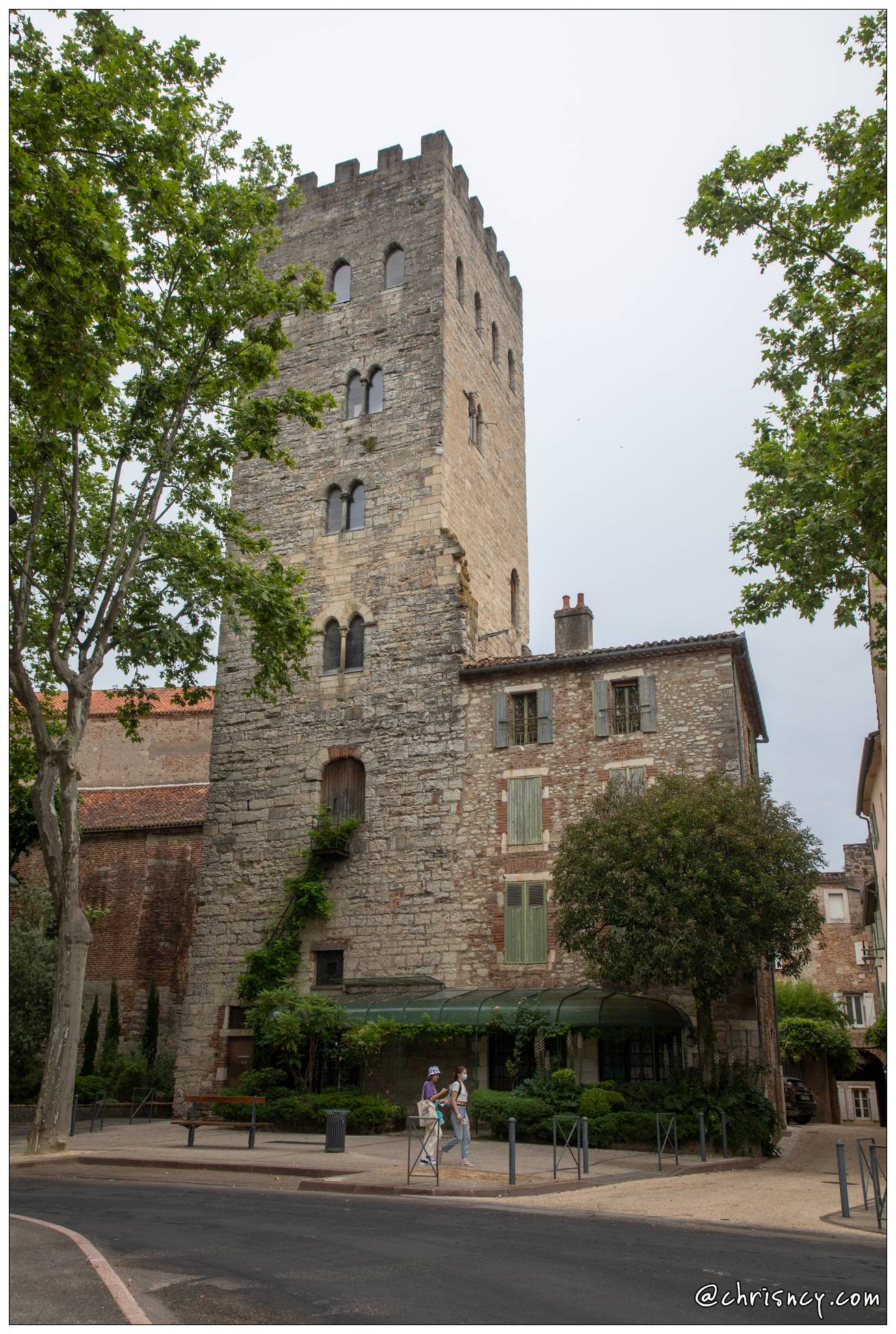 20210617-62_8102-Cahors_Tour_du_Pape_Jean_XII.jpg