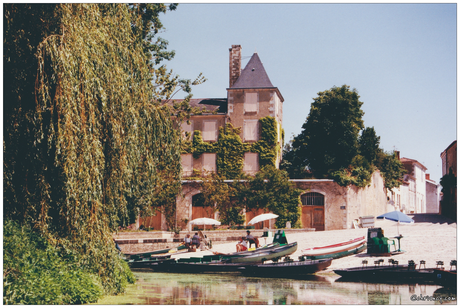 19960600-0057-Arcais_marais_poitevin.jpg