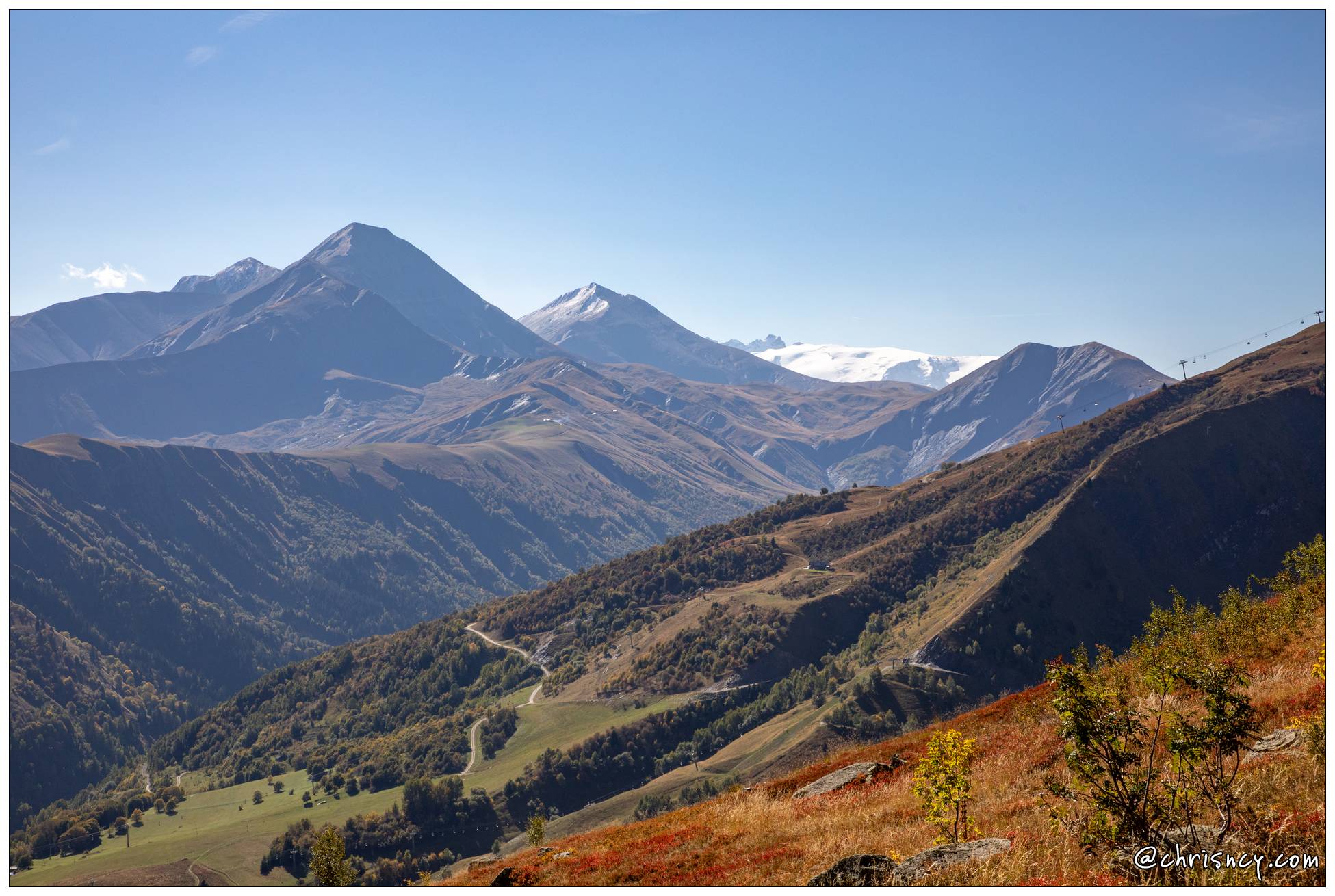 20211001-9441-Col_de_la_Croix_de_Fer_vue_Est_La_vallee_des_Arves.jpg