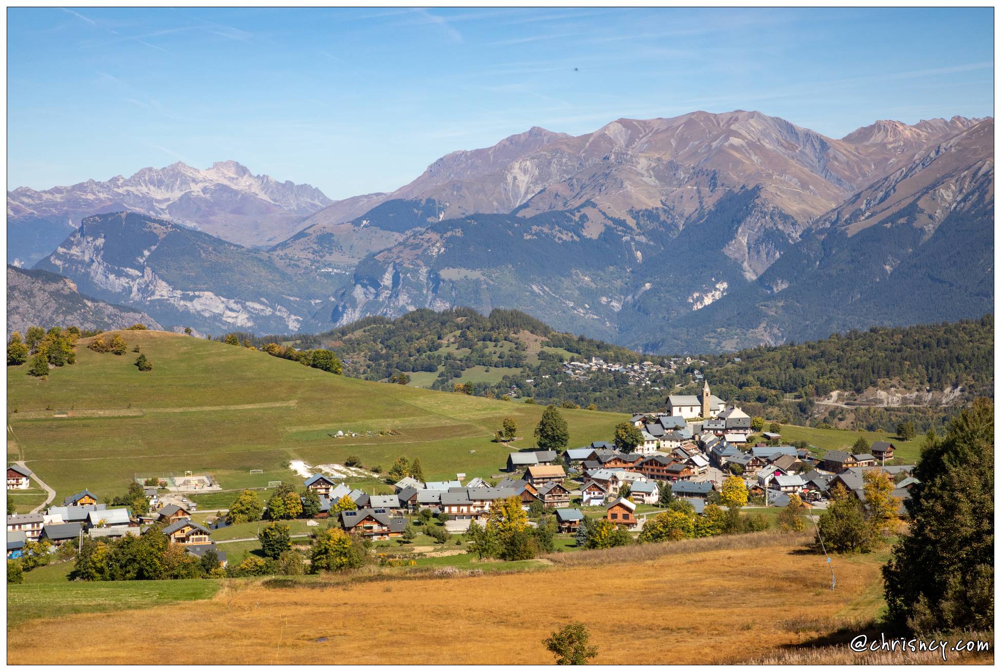 20211001-9461-Col du Mollard Vue vers Albiez Montrond - 20211001-9461-Col_du_Mollard_Vue_vers_Albiez_Montrond.jpg 20211001-9461-Col_du_Mollard_Vue_vers_Albiez_Montrond.jpg