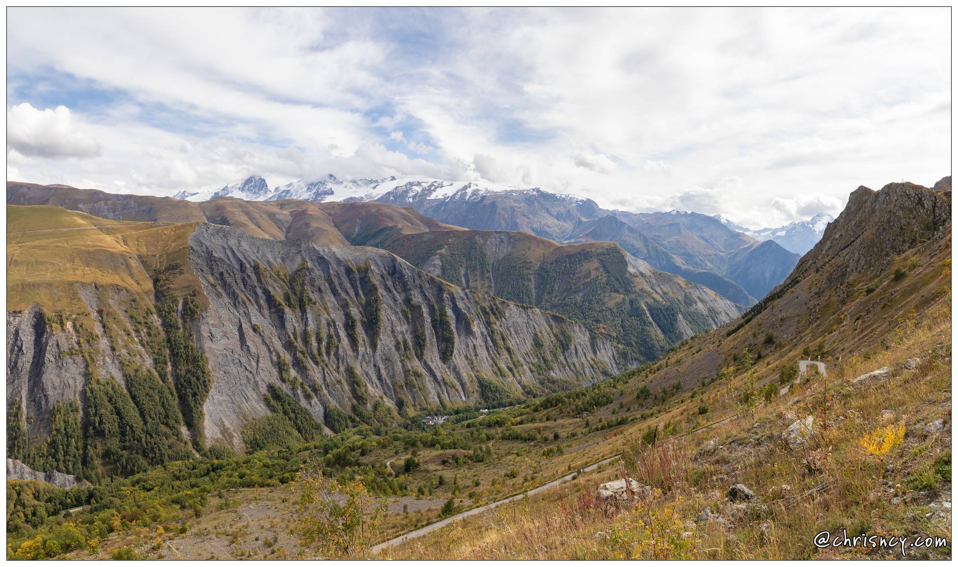 20211002-9662-Col_de_Sarenne_Vallee_du_Ferrand_Pano.jpg