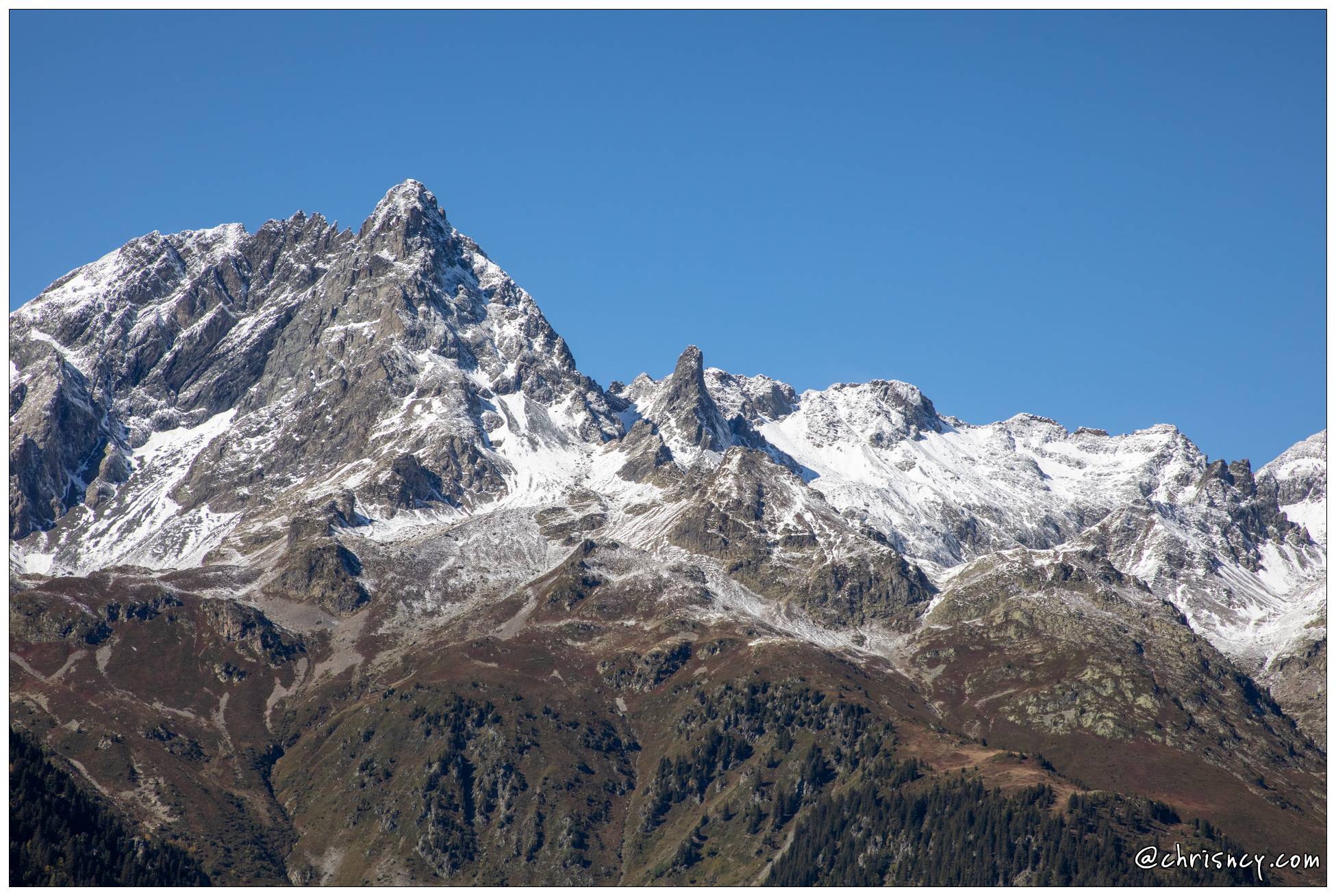 20211007-9892-Vaujany_Vue_Belledonne.jpg