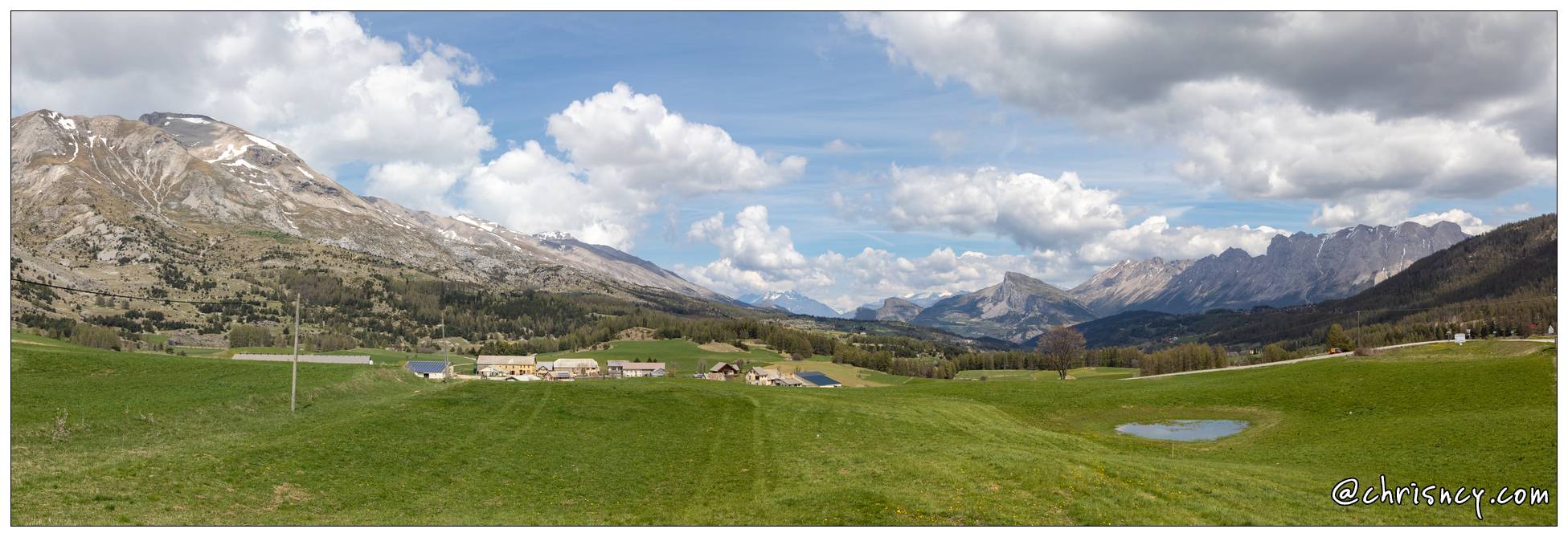 20220502-08_1254-Col_du_Festre_Le_Gicon_et_Montagne_de_Faraut_Pano.jpg