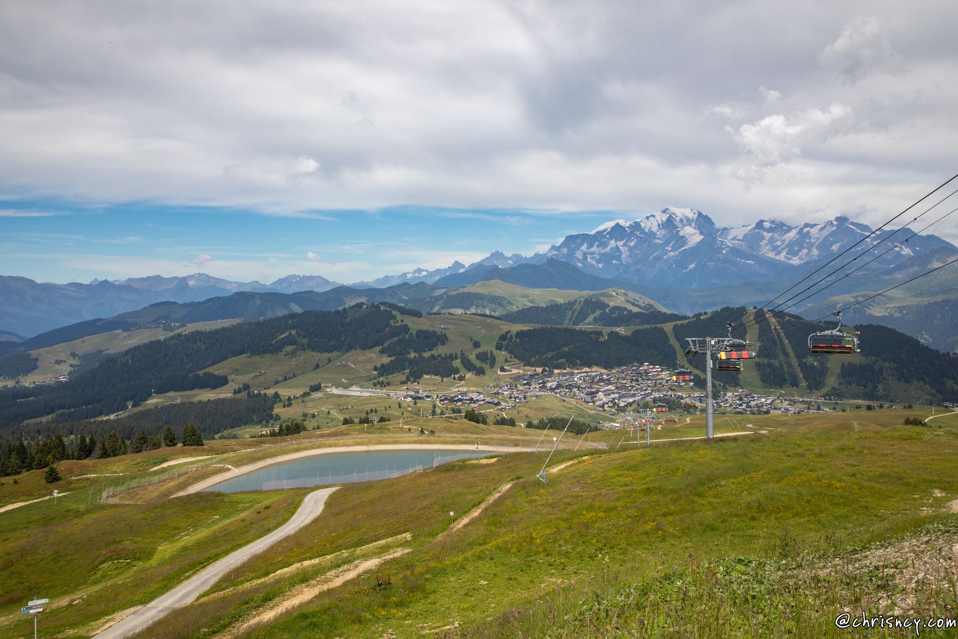 20220709-13_3200-Les_Saisies_telesiege_Mont_Bisanne_Mont_Blanc.jpg