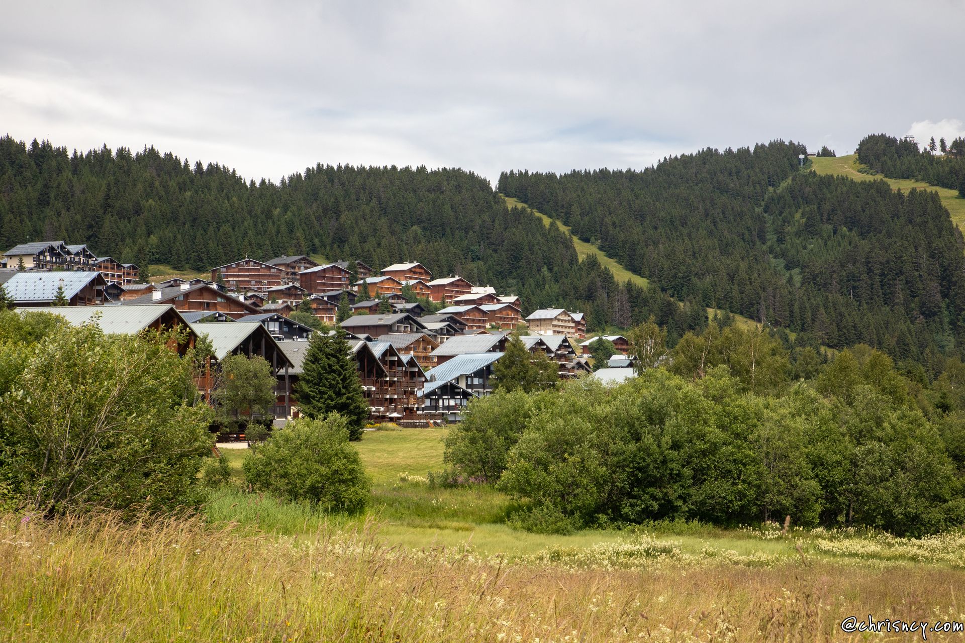 20220709-11_3197-Les_Saisies_telesiege_Mont_Bisanne.jpg