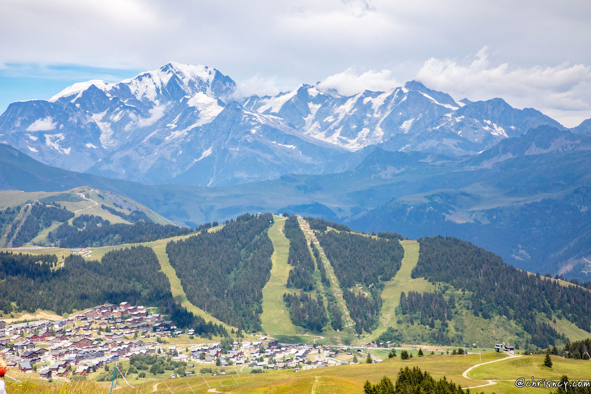 20220709-28 3216-Les Saisies telesiege Mont Bisanne Mont Blanc - 20220709-28_3216-Les_Saisies_telesiege_Mont_Bisanne_Mont_Blanc.jpg 20220709-28_3216-Les_Saisies_telesiege_Mont_Bisanne_Mont_Blanc.jpg