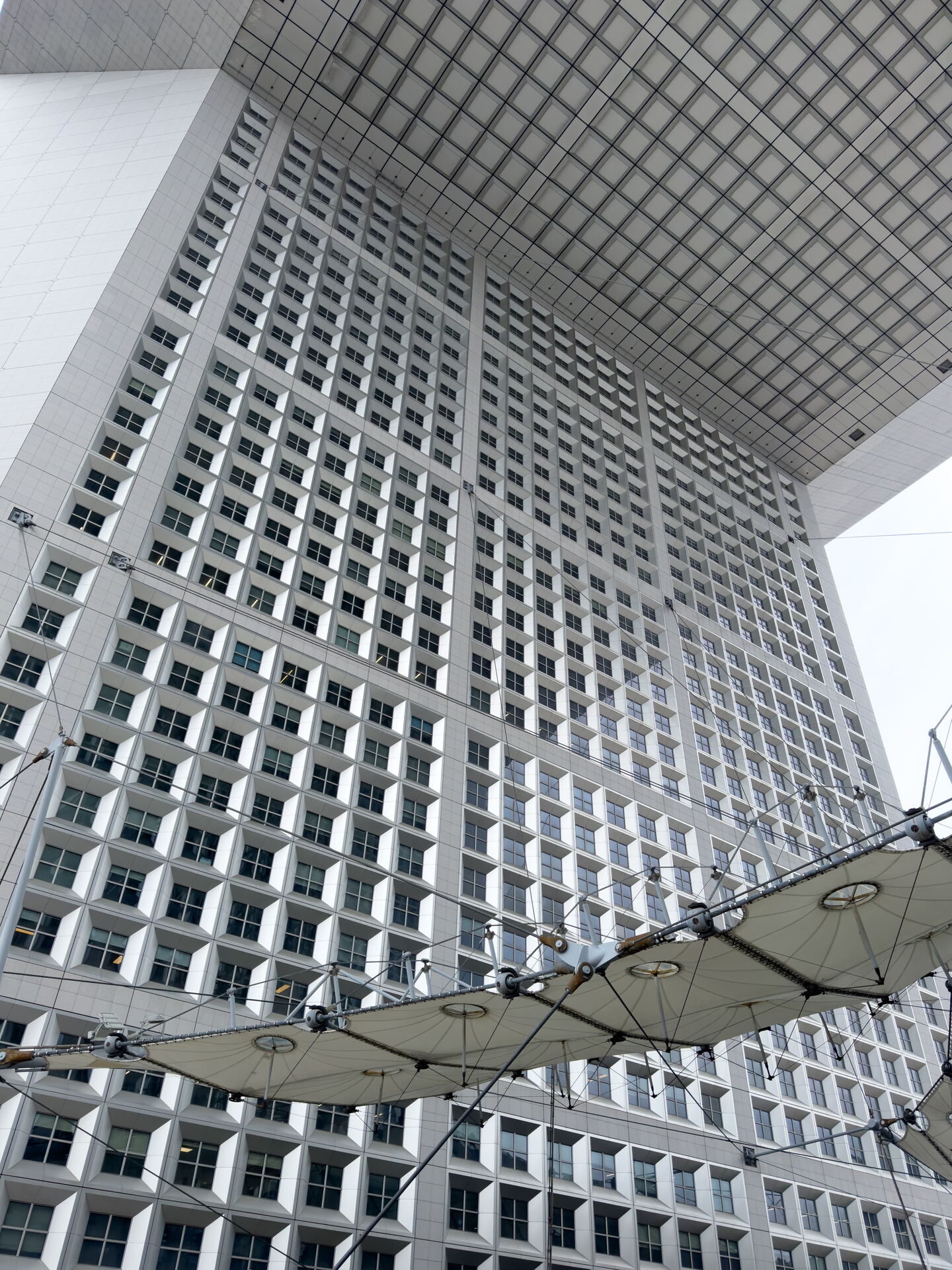 20240325-57 3144-PARIS la defense La Grande Arche 1989 - 20240325-57_3144-PARIS_la_defense_La_Grande_Arche_1989.jpg 20240325-57_3144-PARIS_la_defense_La_Grande_Arche_1989.jpg